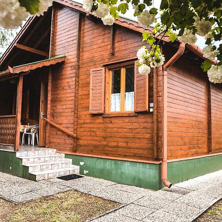 Lake House Farsang Balatonbereny Exterior photo